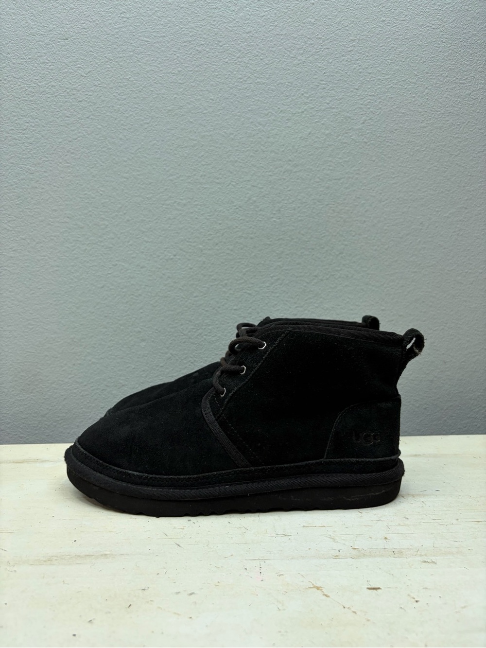 Ugg Black Suede Neumel Chukka Boots Size 6 Size 8 women